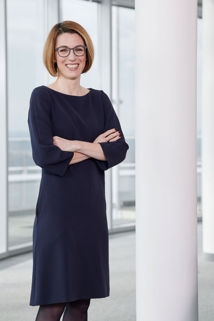 CORPORATE | ERGO | Düsseldorf | Dr. Lena Lindemann | 2022